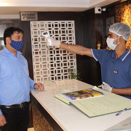 Hotel Blue Sky Haridwar Bagian luar foto